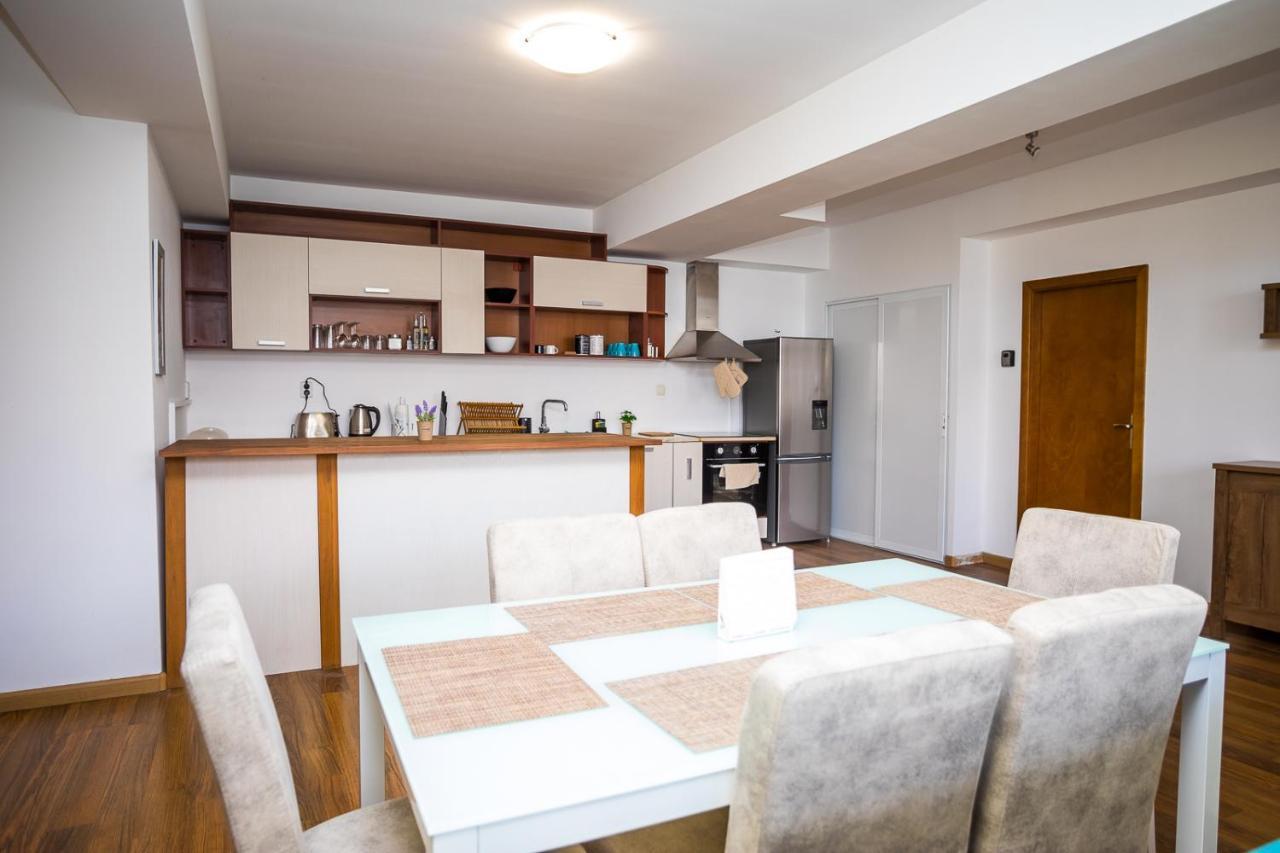 Old City Square Apartment Lovech Luaran gambar